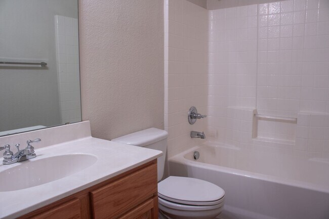 Building Photo - SUNDOWN RANCH-DENTON