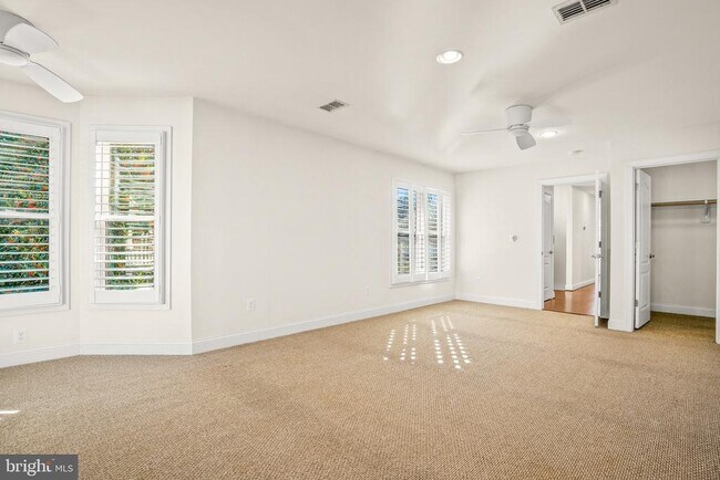 Building Photo - 211 Mill St