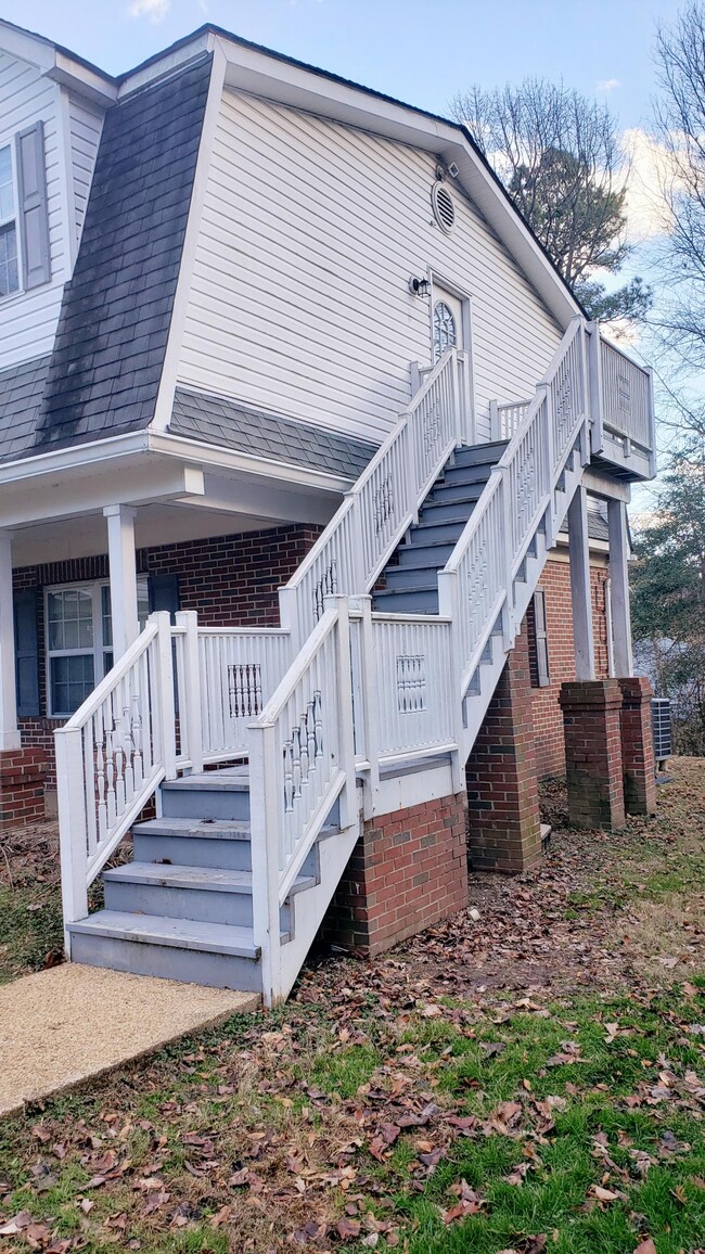 Building Photo - 3995 Saint Leonard Rd