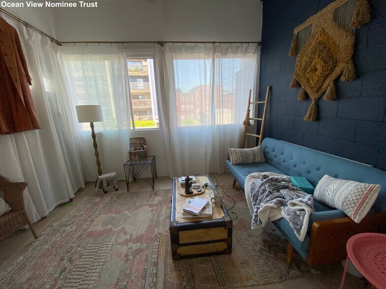 Building Photo - 240 Hanover St