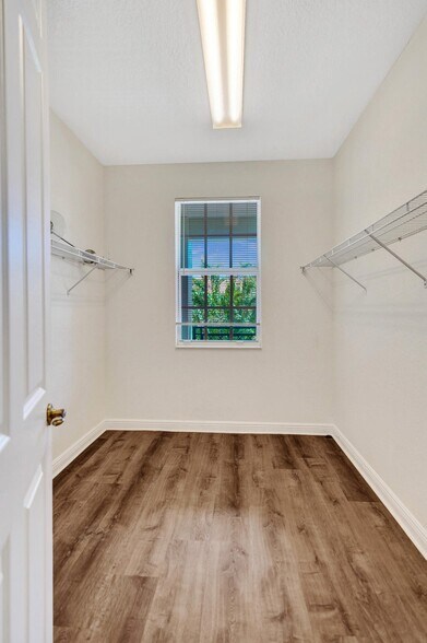 Building Photo - 8308 NW 9th Ave