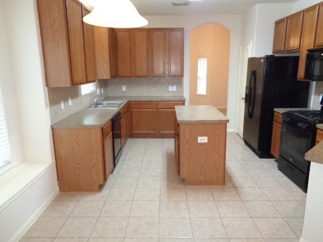 Building Photo - 20347 Yosemite Falls Dr