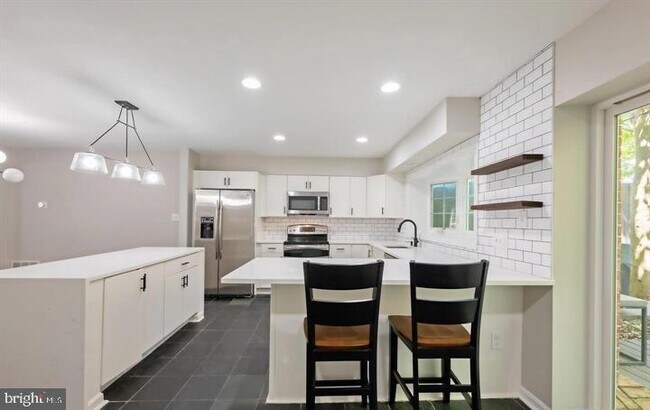 Building Photo - 2317 37th St NW