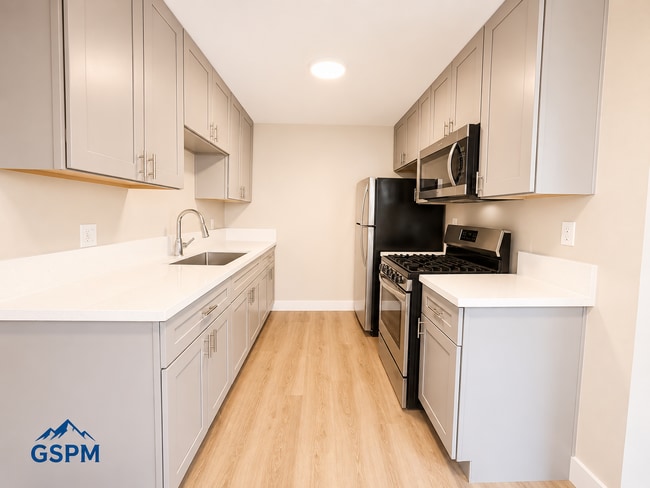 Interior Photo - Emerald Ave Apartments