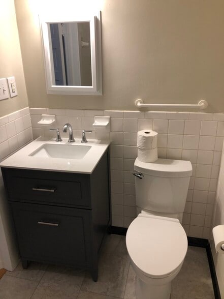 Bath - 1212 Brookstown Ave
