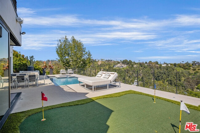 Building Photo - 1172 Linda Flora Dr