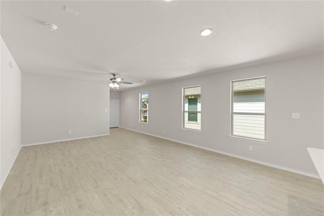 Building Photo - 1641 Mdw Crst Dr