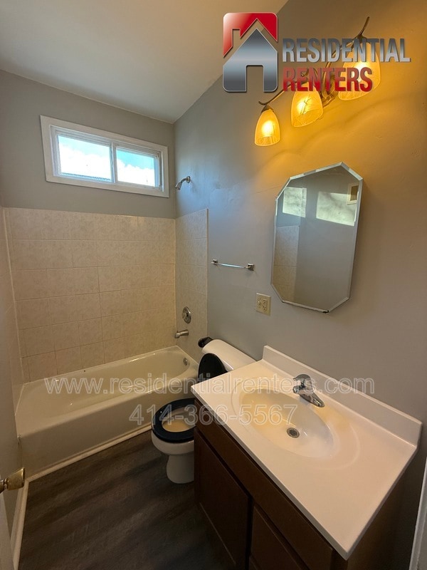 Building Photo - 2135 N 44th St