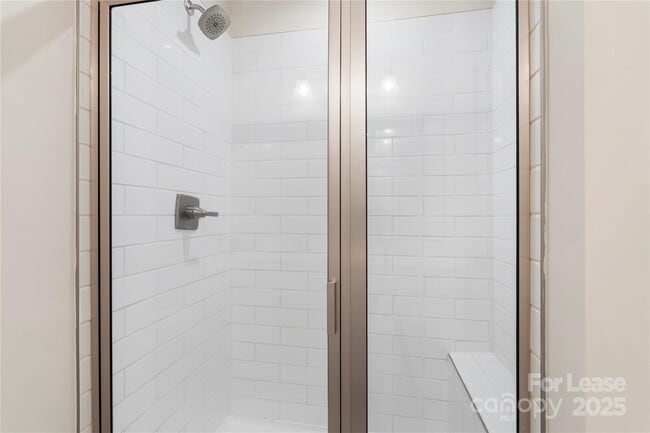 Building Photo - 128 Music Hall Wy