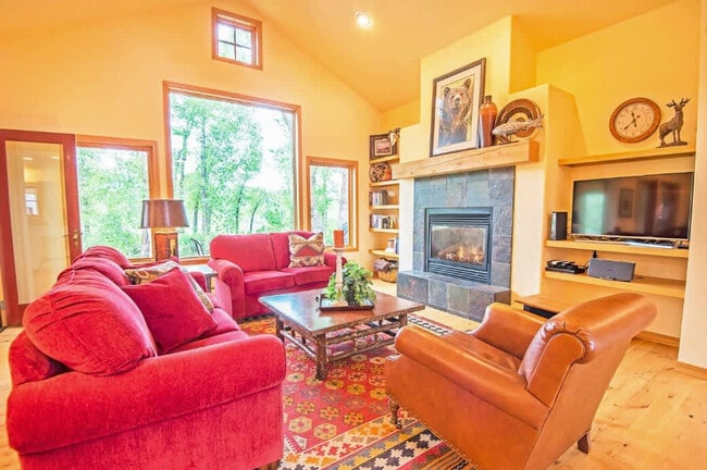 Building Photo - 1841 Creek Resort Cir