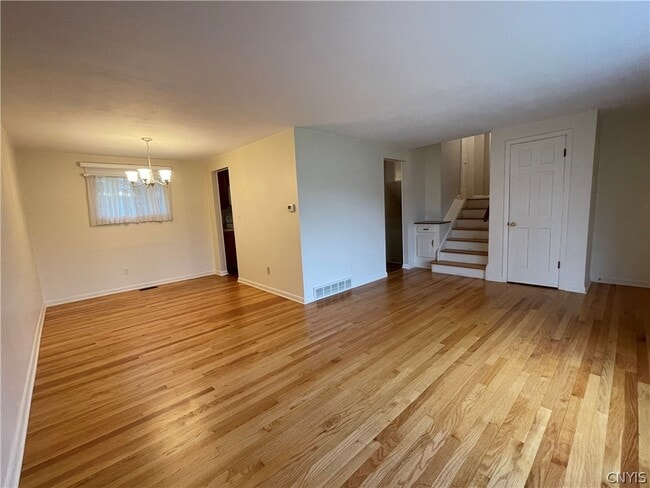Building Photo - 17 Juneberry Ln