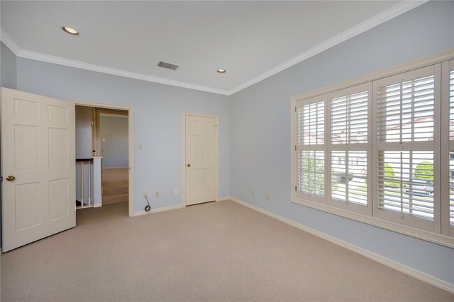 Building Photo - 1536 Potomac Dr