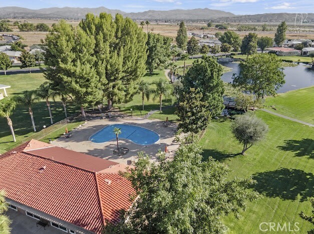 Building Photo - 2230 Lake Park Dr