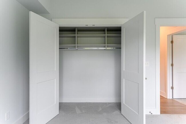 Building Photo - New Construction Rental-Asheville!