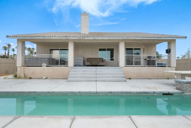 Building Photo - 16087 Bubbling Wells Rd