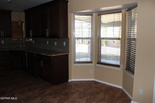 Building Photo - 11204 Endeavor Pl