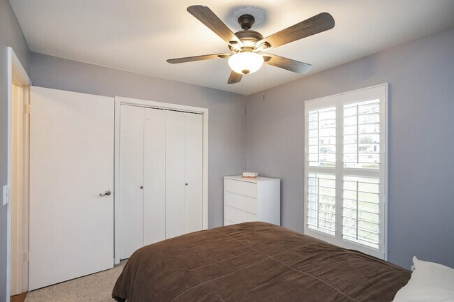 Building Photo - 1464 Autumn Knoll Rd