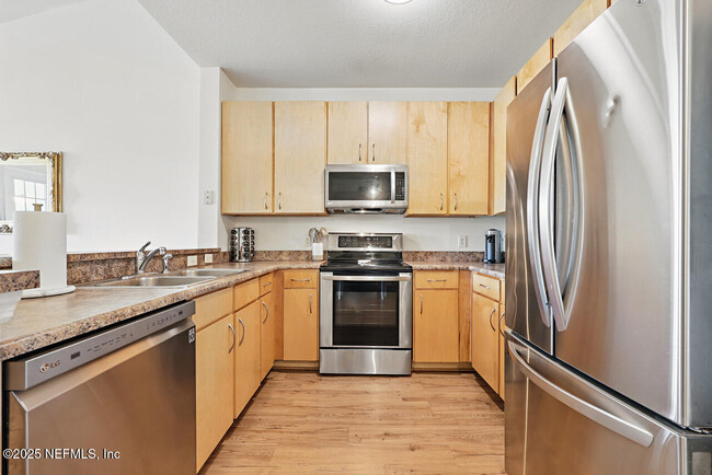 Building Photo - 12700 Bartram Park Blvd