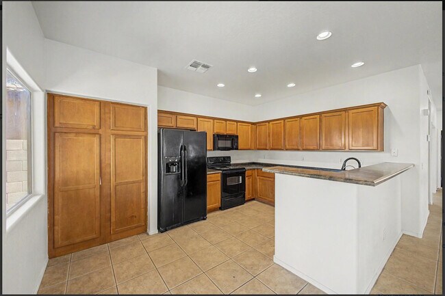 Building Photo - 542 E Bartlett Way