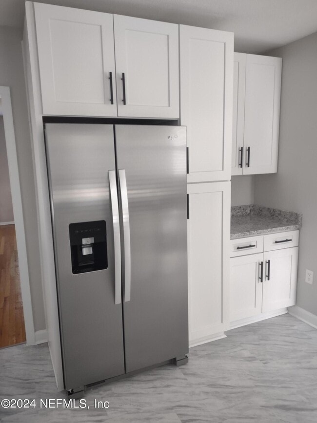 Building Photo - 1552 Naldo Ave