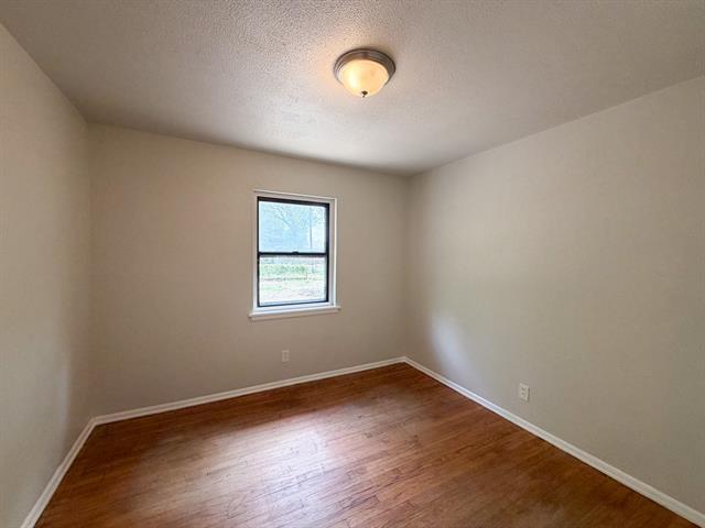 Building Photo - 118 Brazos St