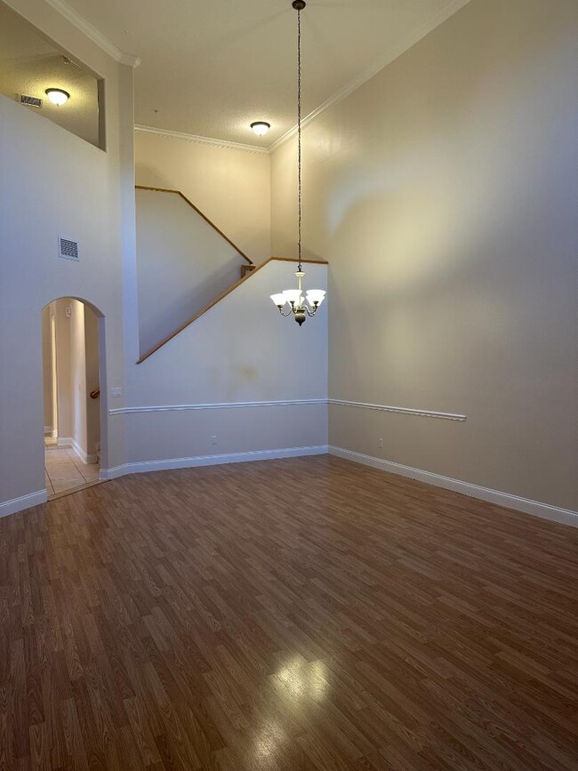 Building Photo - 7441 Regina Way
