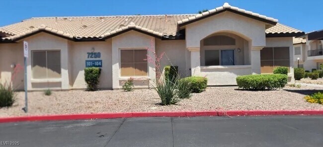 Primary Photo - 7250 White Dove Dr