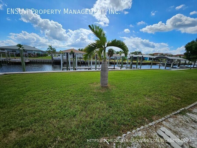 Building Photo - 1018 Spindle Palm Way