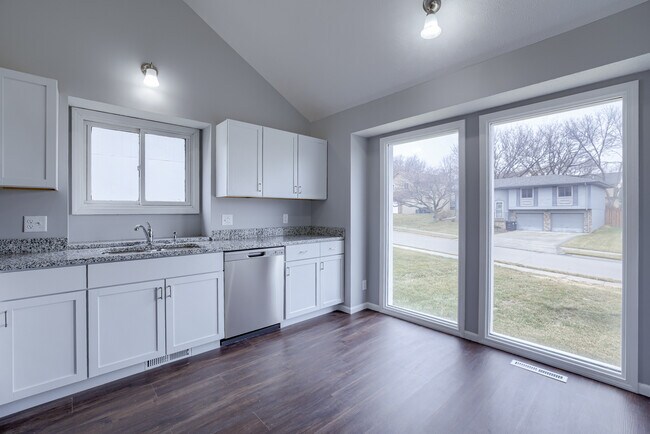 Building Photo - 12129 Wirt St