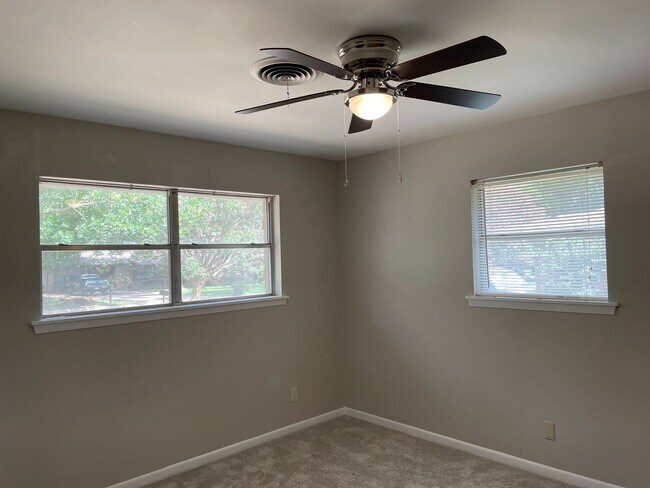 Building Photo - Now available! Pet Restrictions. Charming ...