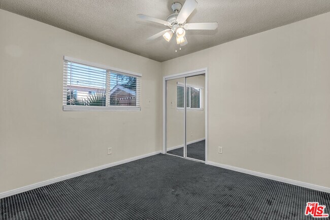 Building Photo - 3610 Percy St