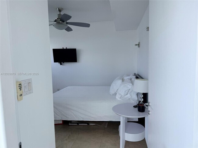 Building Photo - 6000 Indian Creek Dr