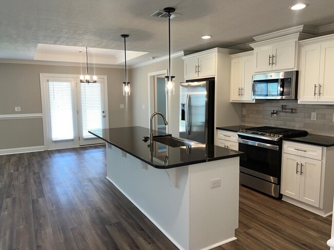 Building Photo - 7161 Paisley Cir