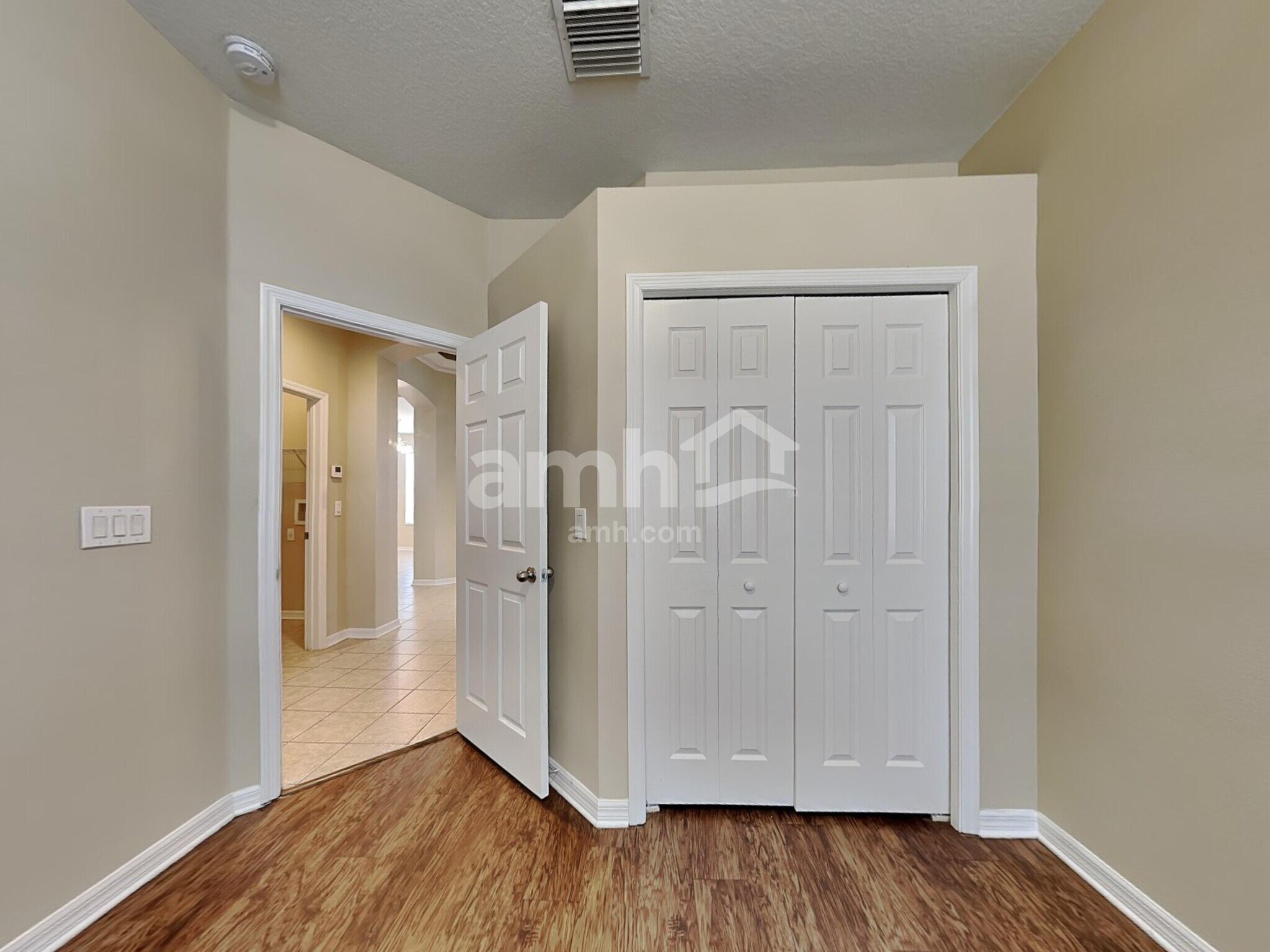 Building Photo - 7131 Forest Mere Dr