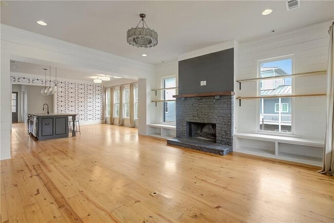 Building Photo - 10559 Serenbe Ln