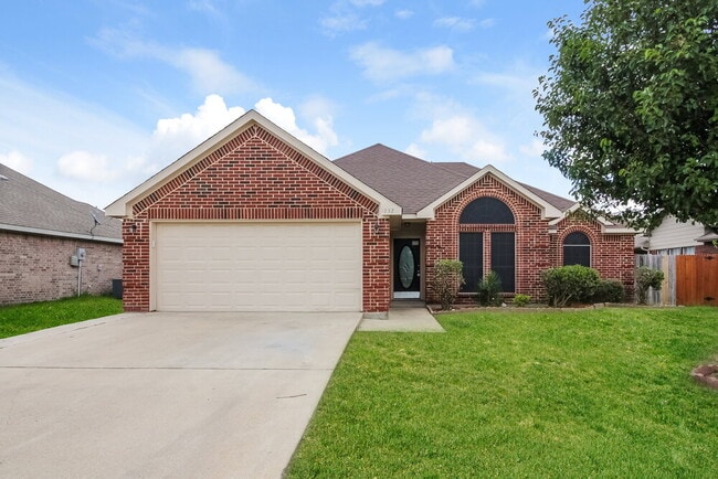 Building Photo - 1232 Clay Ln