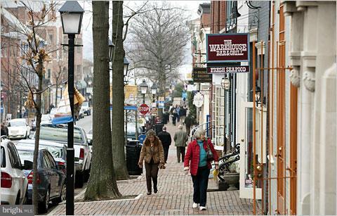 Building Photo - 113 N Fayette St