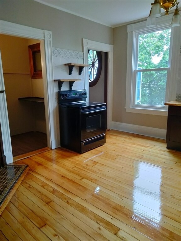 Building Photo - 764 Rock St