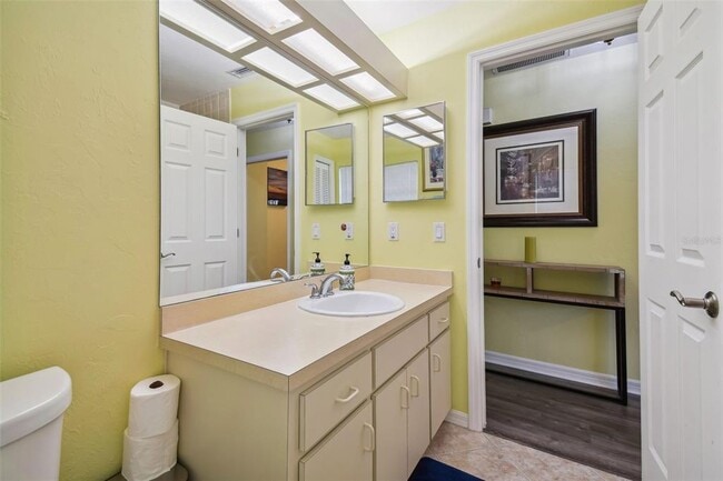 Building Photo - 12728 Flamingo Pkwy