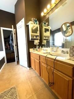 Building Photo - 706 Gateway Bend