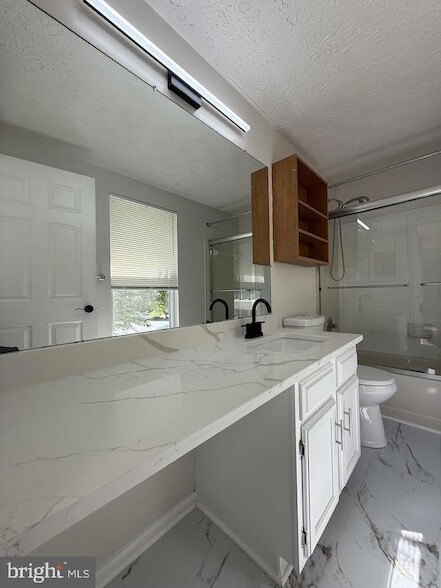 Building Photo - 14931 Windmill Terrace