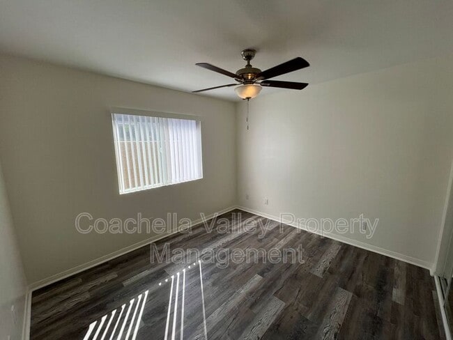 Building Photo - 422 Rosa Parks Rd