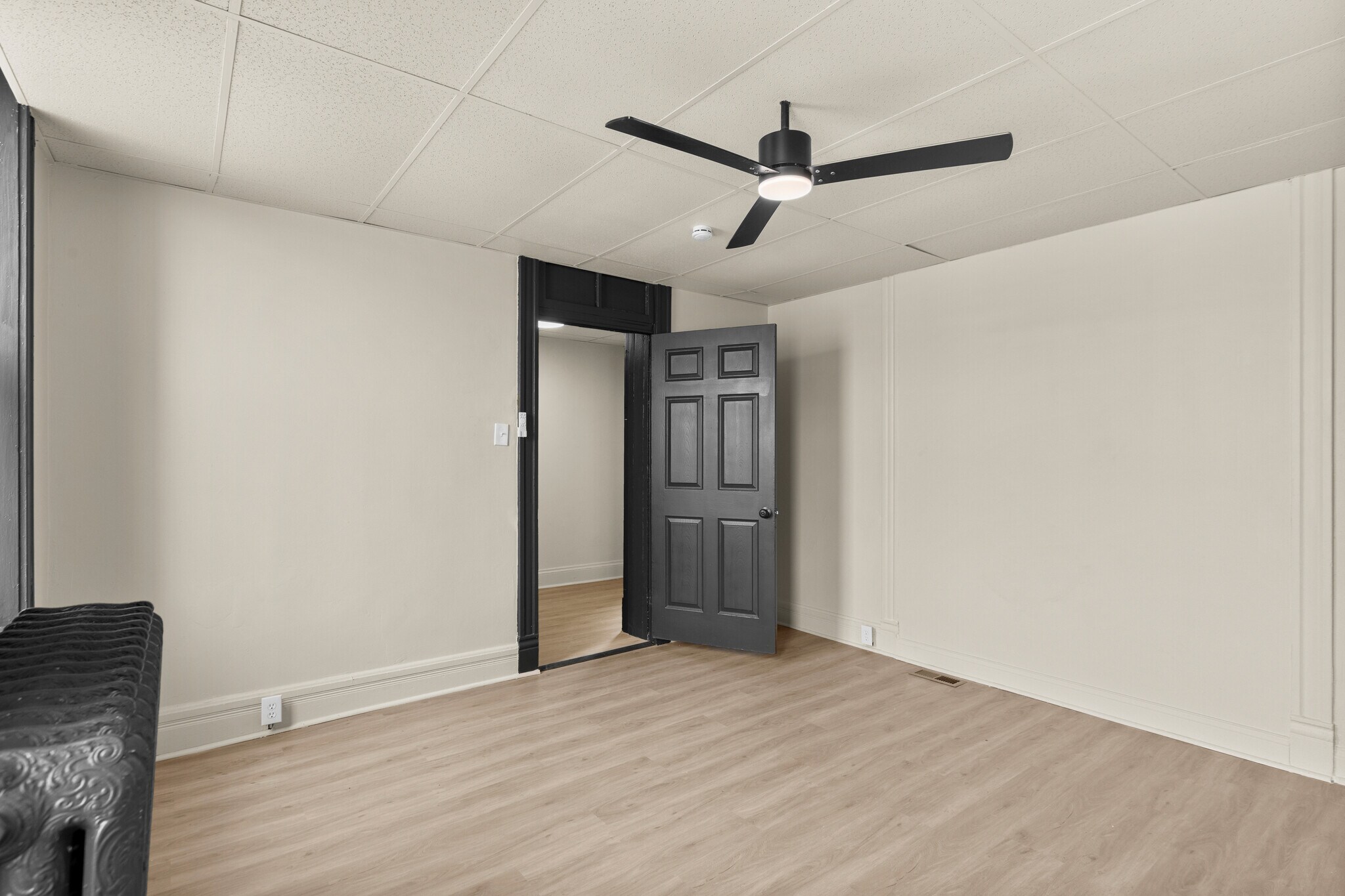Building Photo - 3630 Tholozan Ave