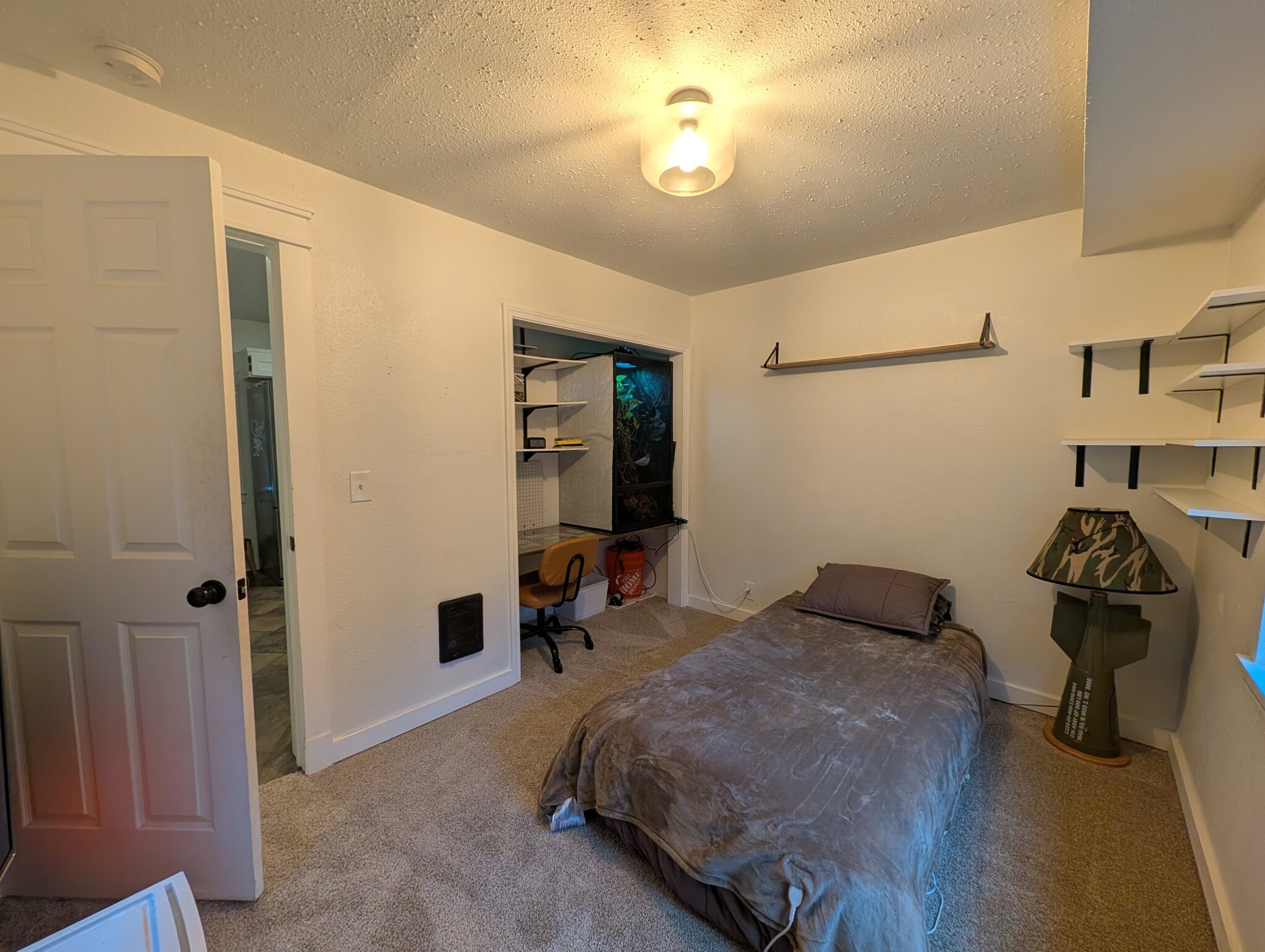 Building Photo - 14618 Kapowsin Hwy E