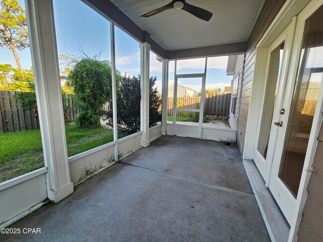 Building Photo - 138 Kaelyn Ln