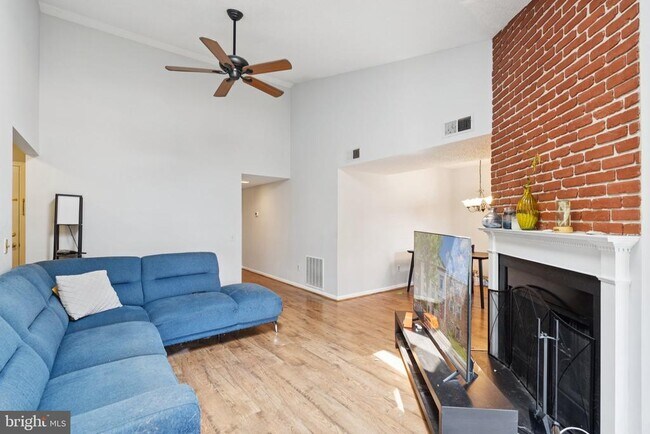 Building Photo - 9370 Caspian Way