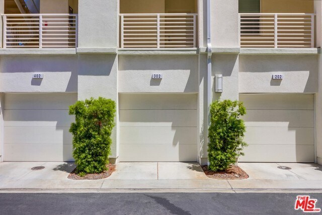 Building Photo - 5450 Strand