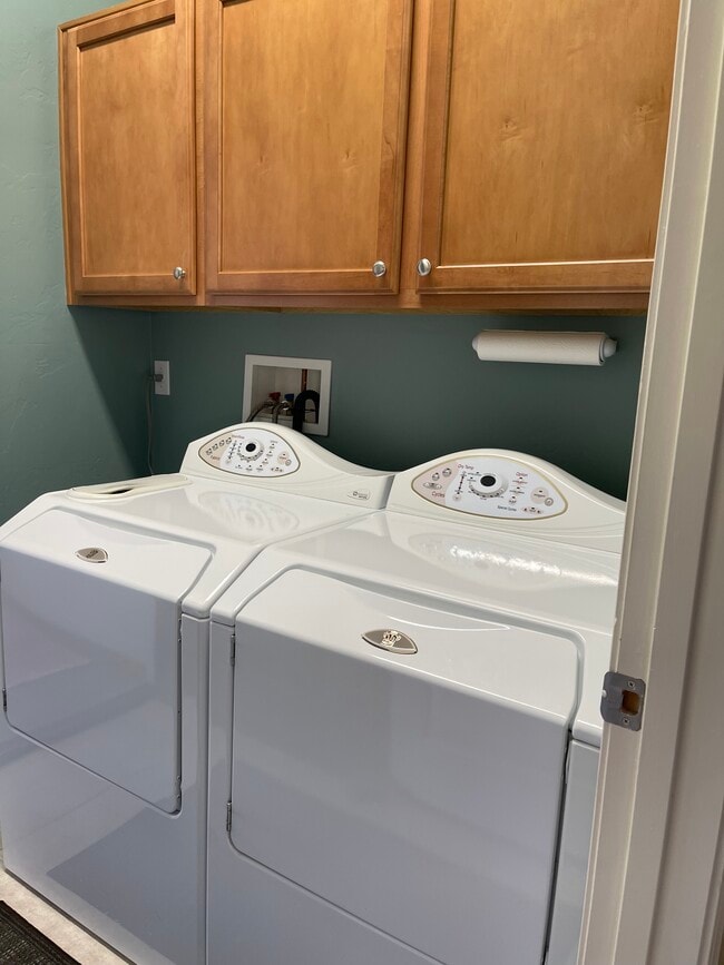 Building Photo - 5138 W Desert Eagle Cir