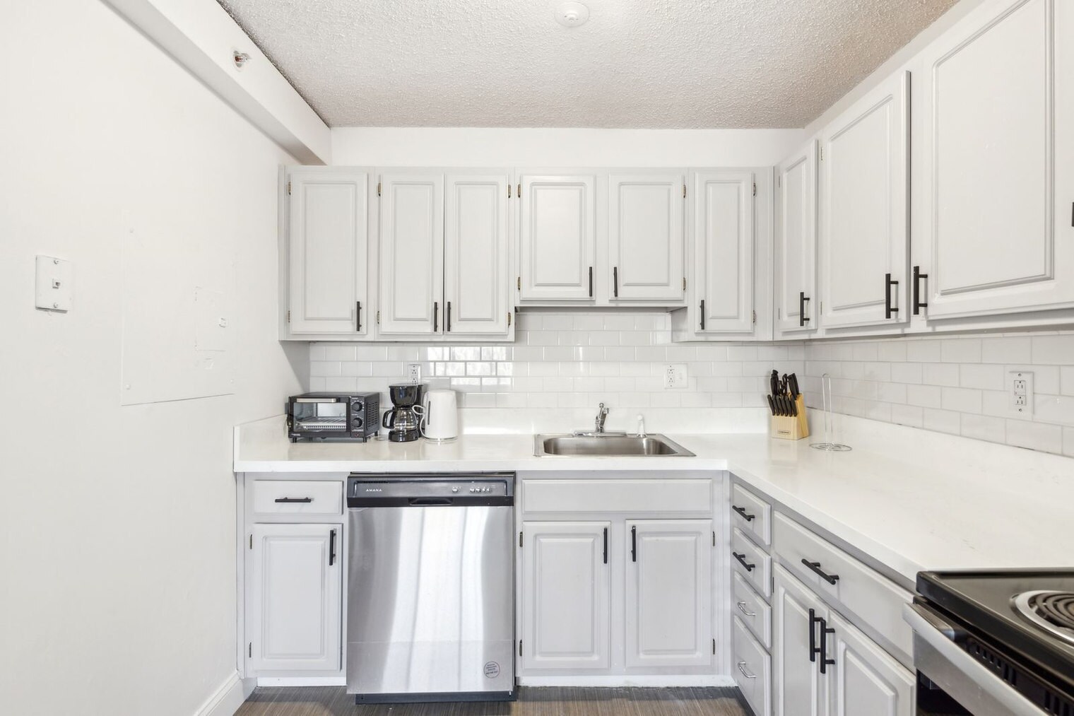 Building Photo - 1711 Bellevue Ave