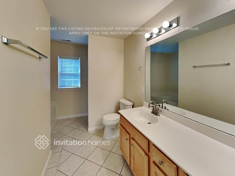 Building Photo - 6431 Gatesville Ln